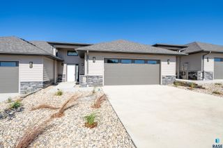 7808 E Bull Pine Trl Trail, Sioux Falls, SD 57110