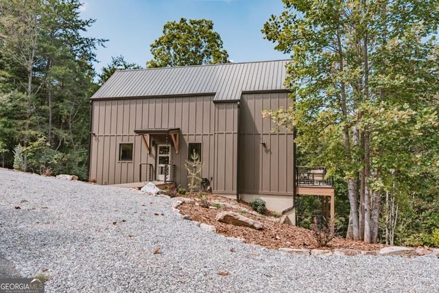65 This Way, Young Harris, GA 30582