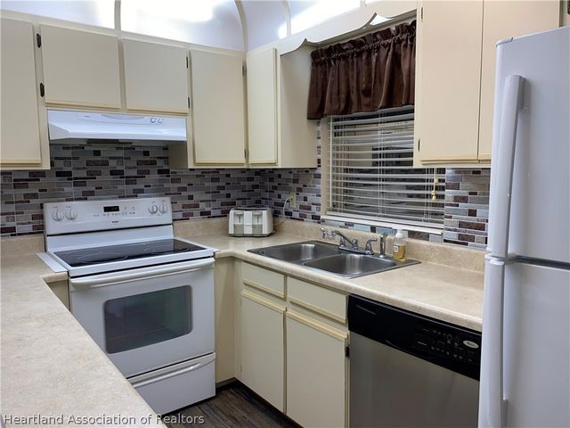 515 Straight Street, Sebring, FL 33875