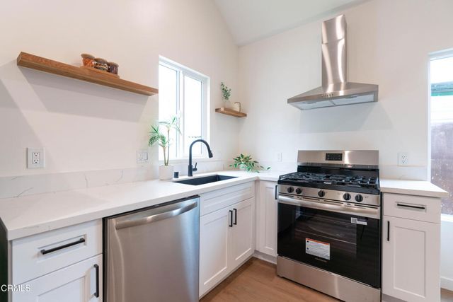 2250 Gatewood Street, Los Angeles, CA 90031