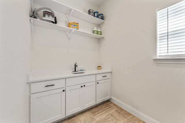 6803 Athens Drive, Weatherford, TX 76087