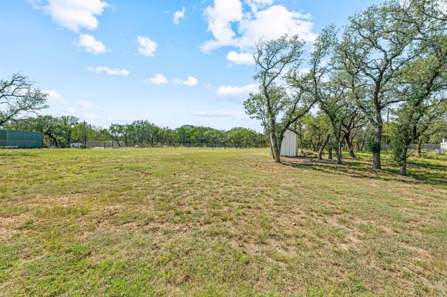 6803 Athens Drive, Weatherford, TX 76087
