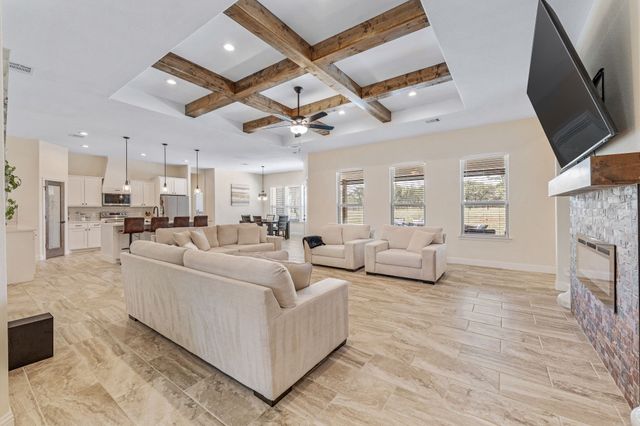 6803 Athens Drive, Weatherford, TX 76087