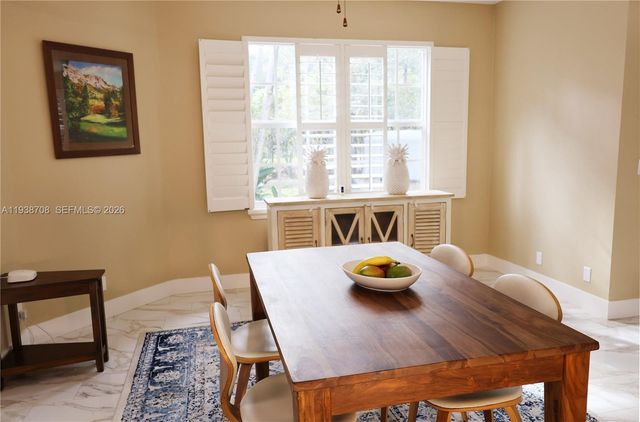 7802 N 155th Pl N, Palm Beach Gardens, FL 33418