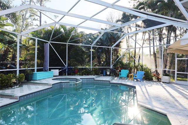 7802 N 155th Pl N, Palm Beach Gardens, FL 33418