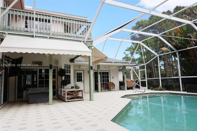 7802 N 155th Pl N, Palm Beach Gardens, FL 33418