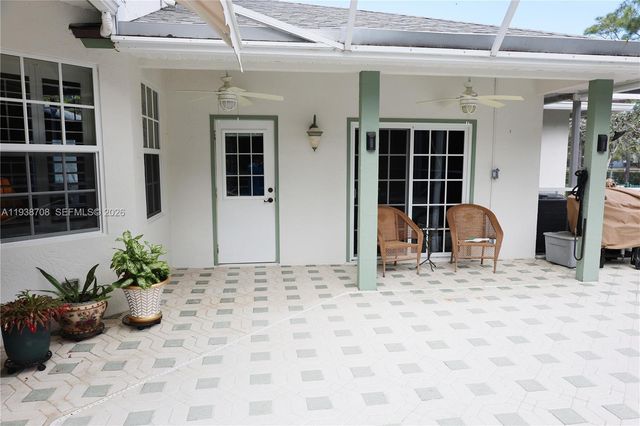 7802 N 155th Pl N, Palm Beach Gardens, FL 33418