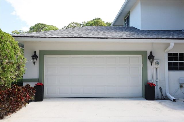 7802 N 155th Pl N, Palm Beach Gardens, FL 33418