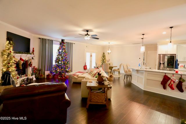 930 Winds Way, Aberdeen, NC 28315