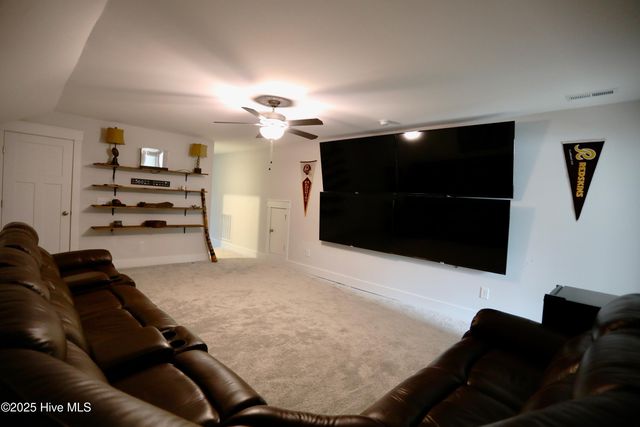 930 Winds Way, Aberdeen, NC 28315