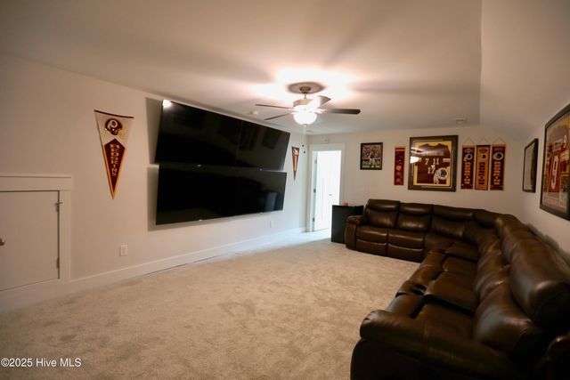 930 Winds Way, Aberdeen, NC 28315