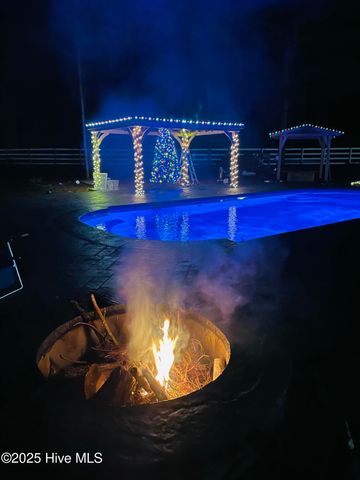 930 Winds Way, Aberdeen, NC 28315