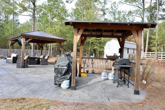 930 Winds Way, Aberdeen, NC 28315