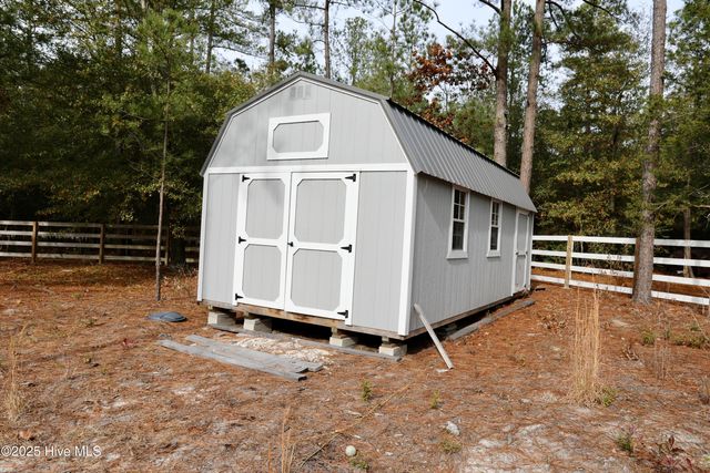 930 Winds Way, Aberdeen, NC 28315