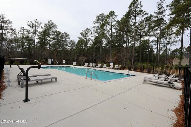 930 Winds Way, Aberdeen, NC 28315