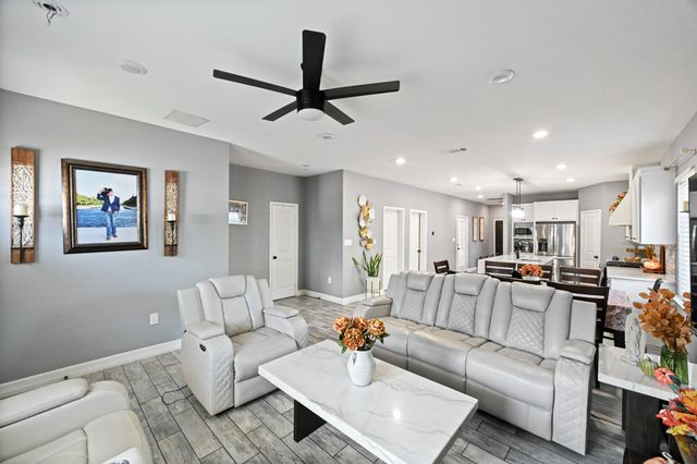 6518 Letcher Street, Houston, TX 77028