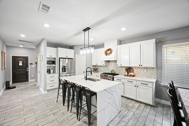 6518 Letcher Street, Houston, TX 77028