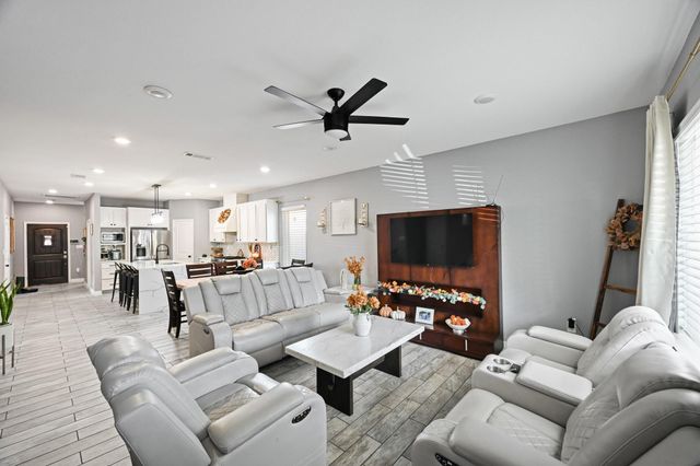 6518 Letcher Street, Houston, TX 77028