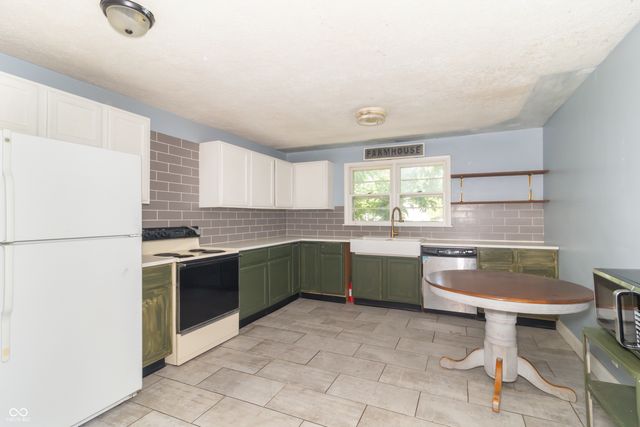 414 N Church Street, Brooklyn, IN 46111