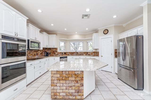 3114 Scenic Vista Dr, San Angelo, TX 76904