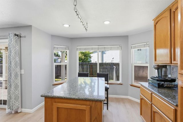 8510 Diamond Oak Way, Elk Grove, CA 95624