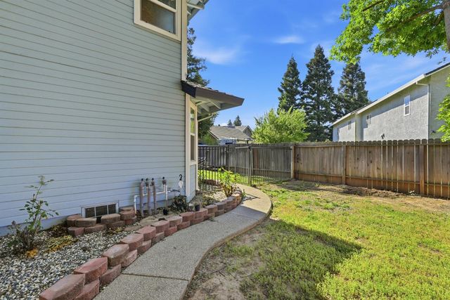 8510 Diamond Oak Way, Elk Grove, CA 95624