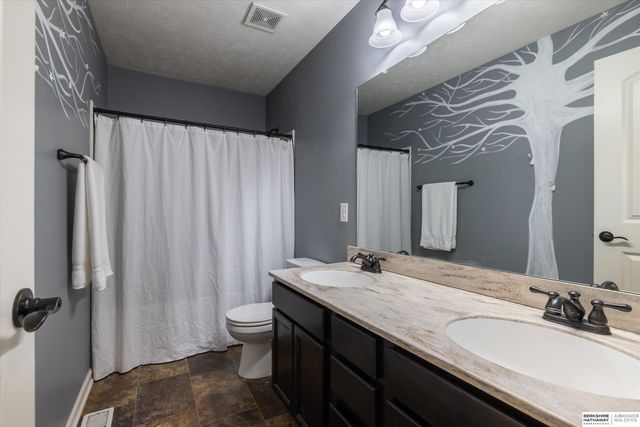 11314 S 44th Street, Bellevue, NE 68123