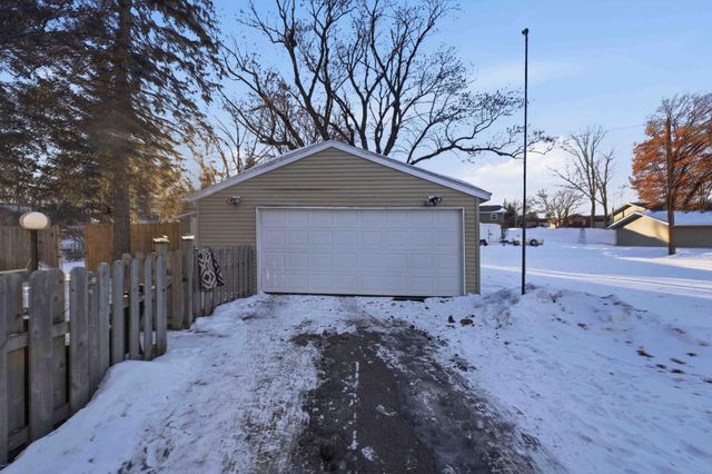 409 1st Avenue N, Sartell, MN 56377