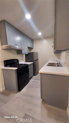 4150 Prospect Avenue 3, Los Angeles, CA 90027