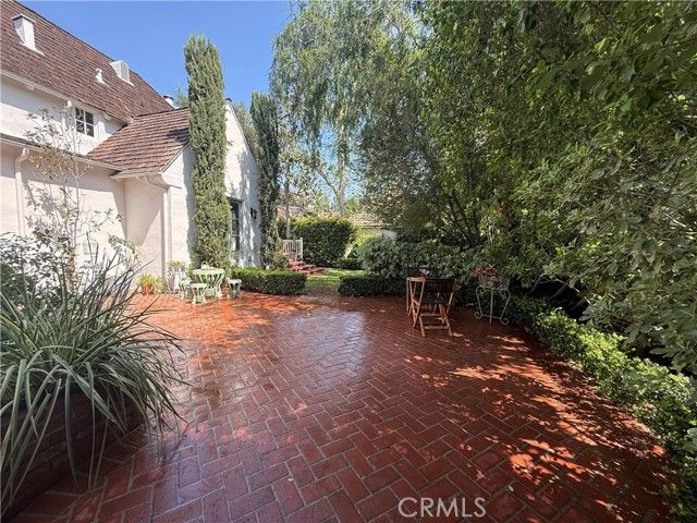 2110 Homet Road, San Marino, CA 91108