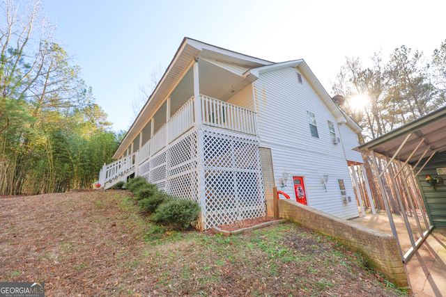 42 Deer Pointe Court, Lagrange, GA 30240