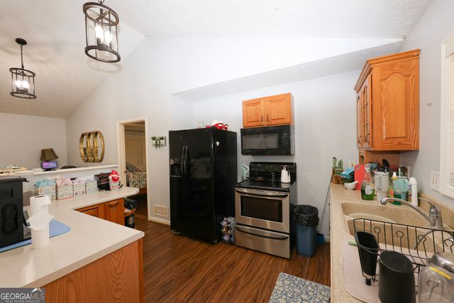 42 Deer Pointe Court, Lagrange, GA 30240