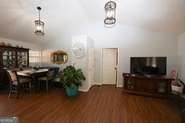 42 Deer Pointe Court, Lagrange, GA 30240