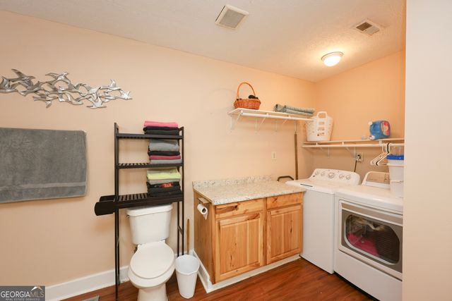 42 Deer Pointe Court, Lagrange, GA 30240