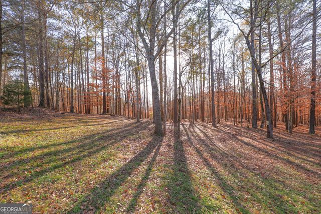 42 Deer Pointe Court, Lagrange, GA 30240