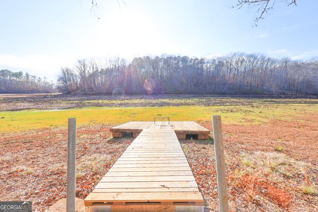 42 Deer Pointe Court, Lagrange, GA 30240