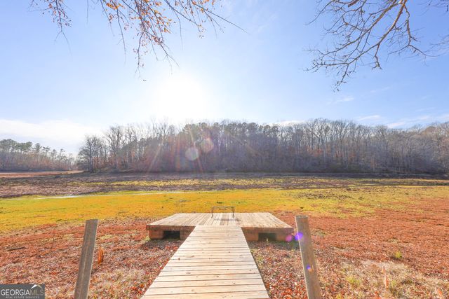 42 Deer Pointe Court, Lagrange, GA 30240