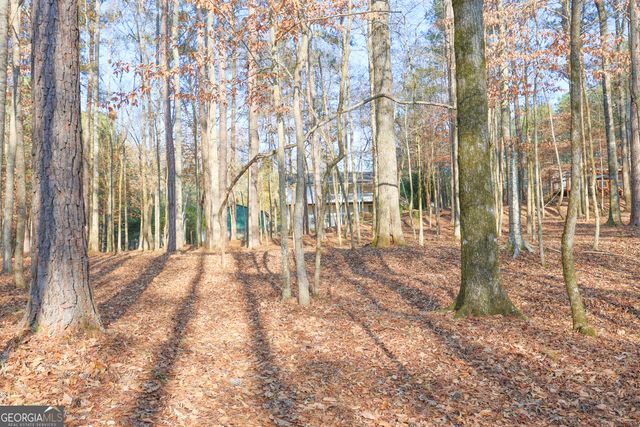 42 Deer Pointe Court, Lagrange, GA 30240