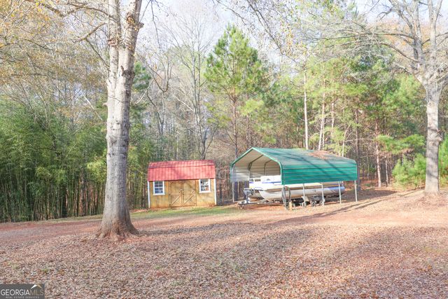 42 Deer Pointe Court, Lagrange, GA 30240