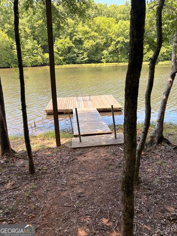 42 Deer Pointe Court, Lagrange, GA 30240