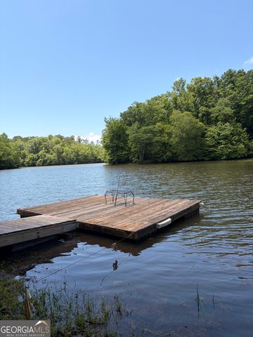 42 Deer Pointe Court, Lagrange, GA 30240