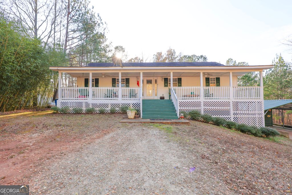 42 Deer Pointe Court, Lagrange, GA 30240