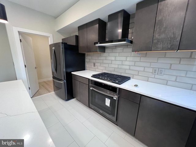1016-B PENN ST, Reading, PA 19602