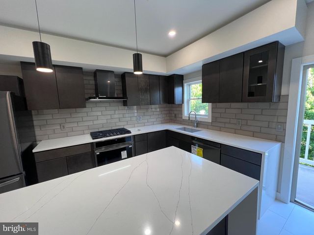 1016-B PENN ST, Reading, PA 19602