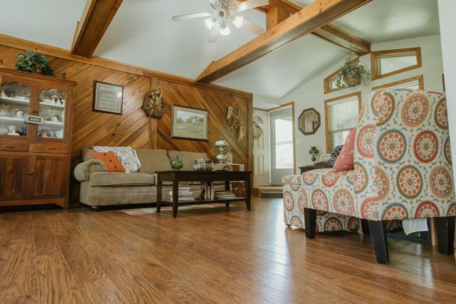 308 Dale Hollow Manor Road, Albany, KY 42602