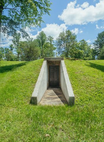 308 Dale Hollow Manor Road, Albany, KY 42602