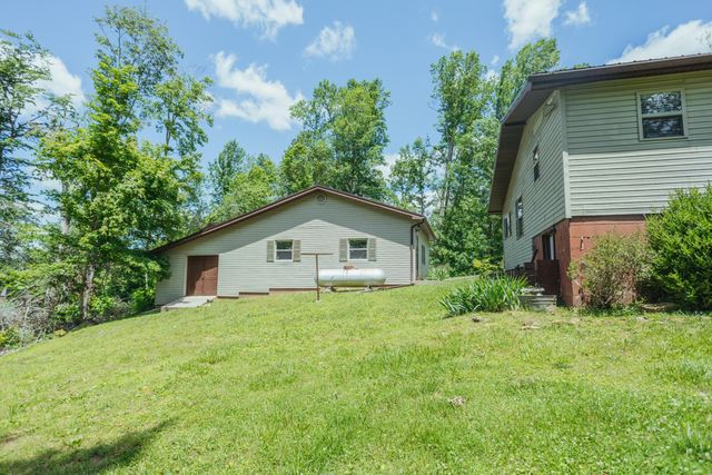 308 Dale Hollow Manor Road, Albany, KY 42602