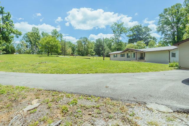 308 Dale Hollow Manor Road, Albany, KY 42602