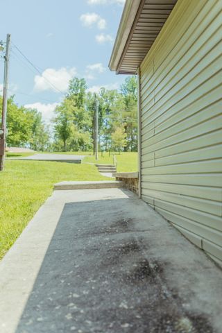 308 Dale Hollow Manor Road, Albany, KY 42602