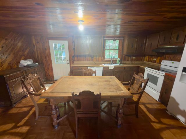 1493 Missouri Hollow Road, Monticello, KY 42633
